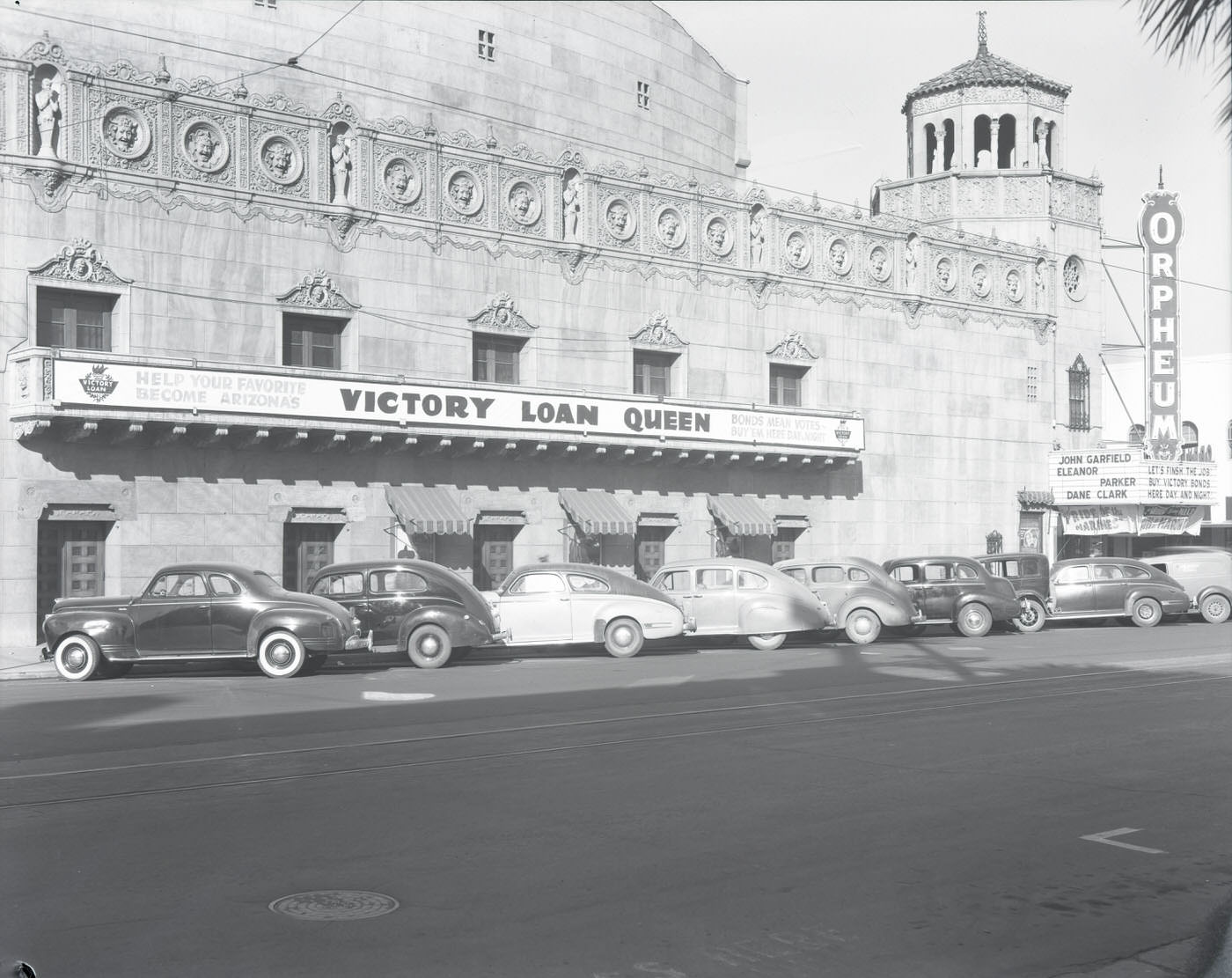 Orpheum Theatre Exterior, 1946