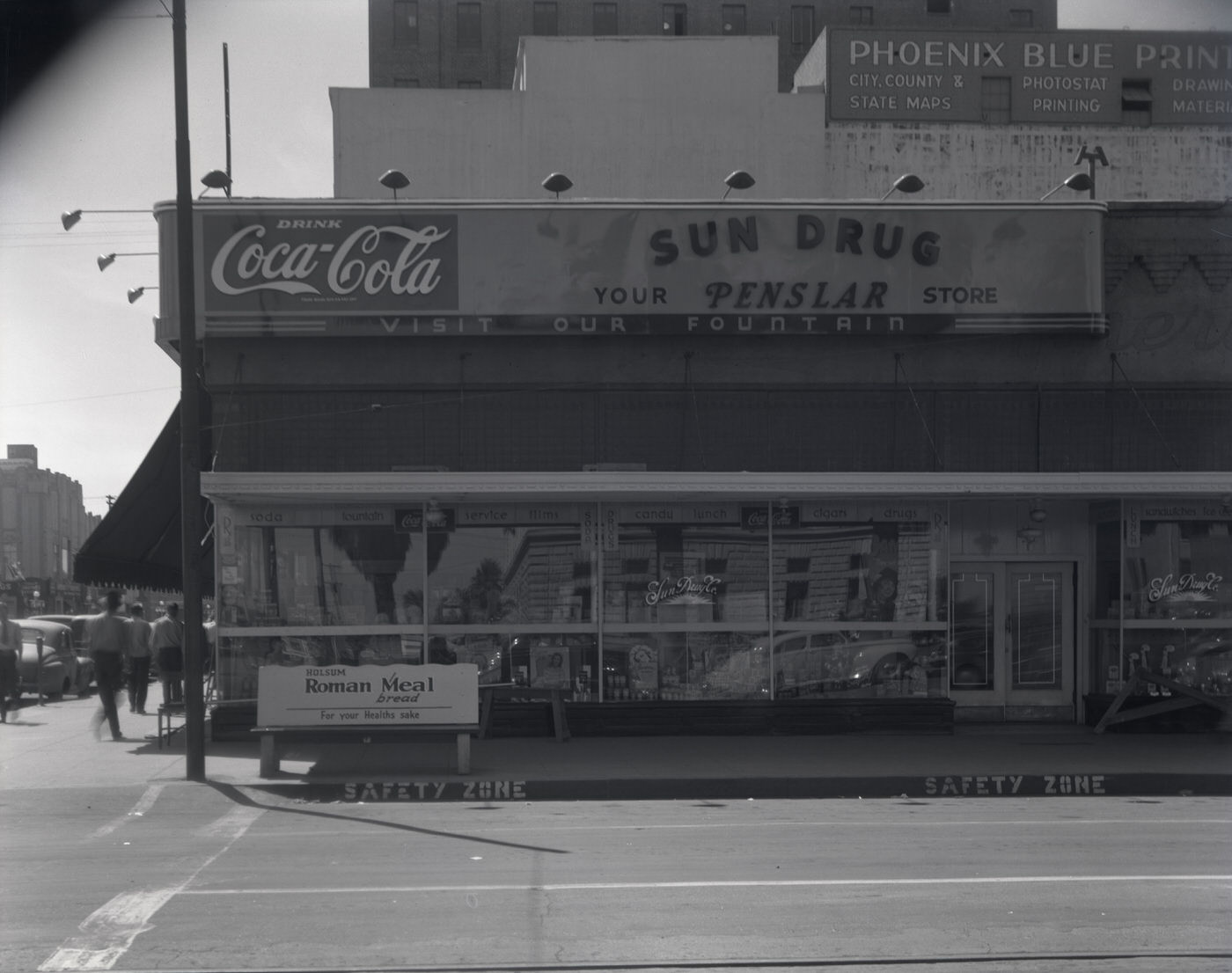 Sun Drug Co. Building Exterior, 1946