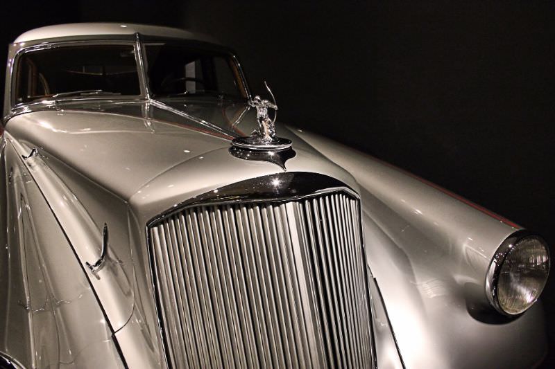 The Glistening Beauty: The Pierce-Arrow Silver Arrow of the 1930s