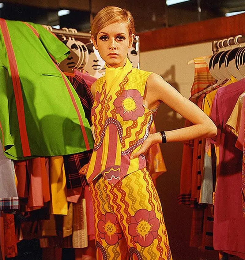 London's Love Affair with Color: A Retrospective of Psychedelic Hippie Fashion in the 1960s