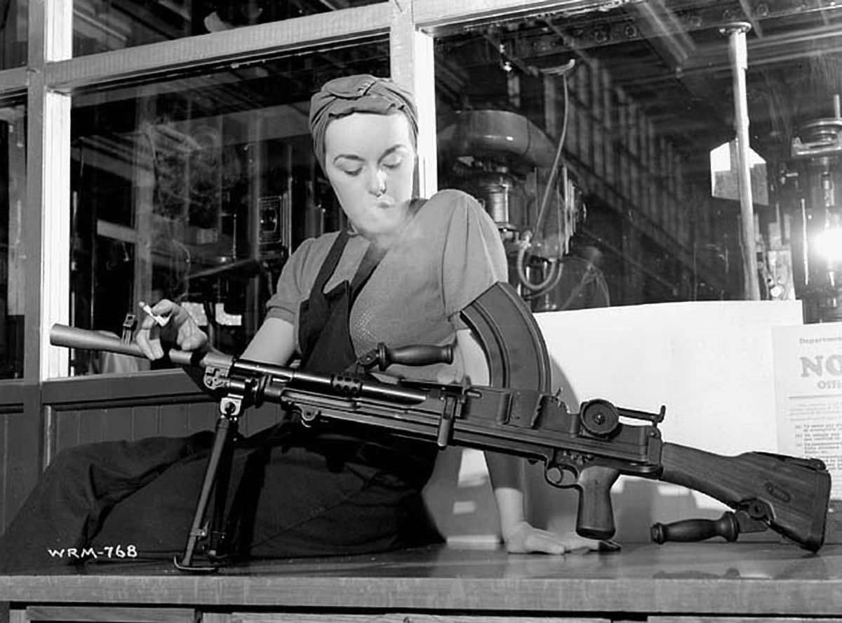 Ronnie the Bren Gun Girl: The Iconic Symbol of Canadian War Efforts