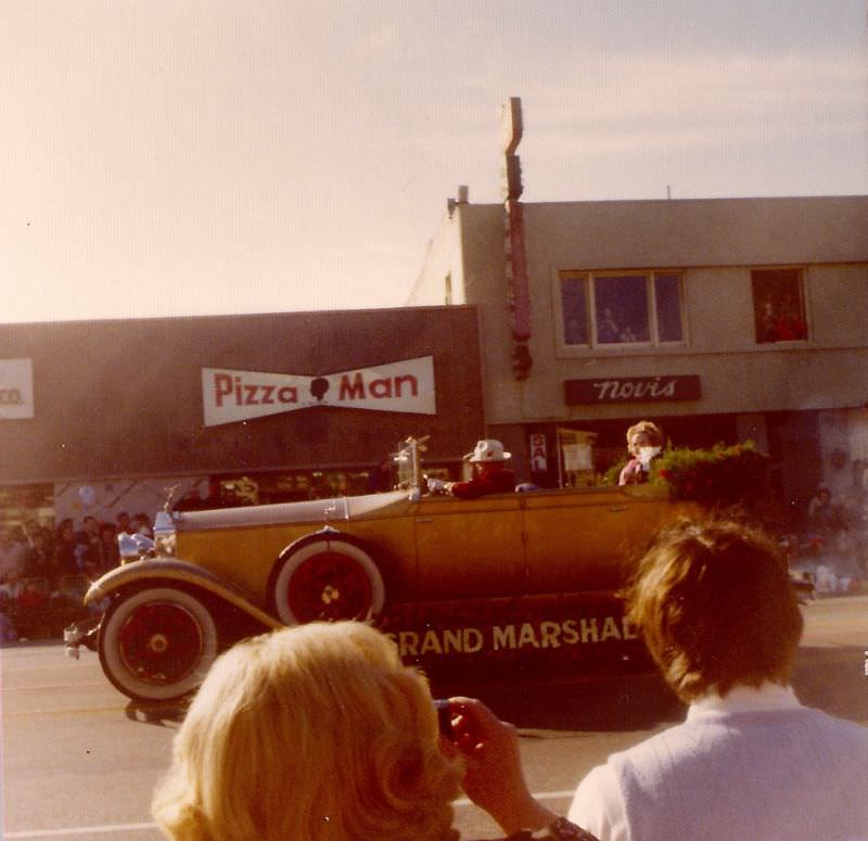 The 1976 Rose Parade: A Colorful Celebration of Beauty and Tradition