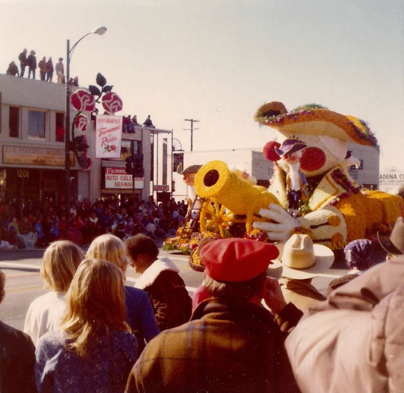 The 1976 Rose Parade: A Colorful Celebration of Beauty and Tradition