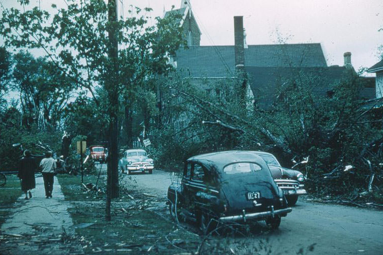 Looking west down George St. from Euphemia St.