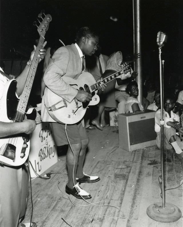 BB King on stage at the Hippodrome, Beale Street in Memphis, Tennessee, with Bill Harvey, 1950.