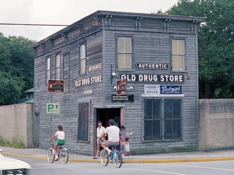 Old Drug Store Museum, St. Augustine, 1986