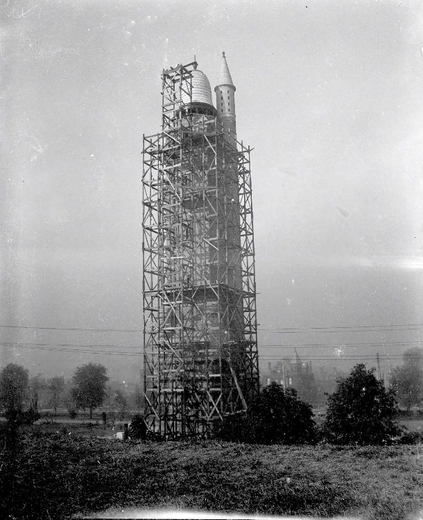 Compton Hill Water Tower Construction, 1900