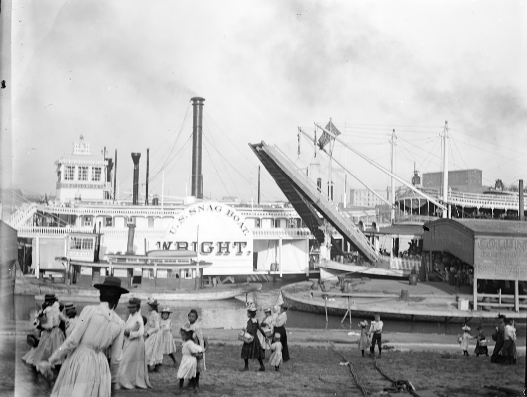 Saint Louis Riverfront, 1900