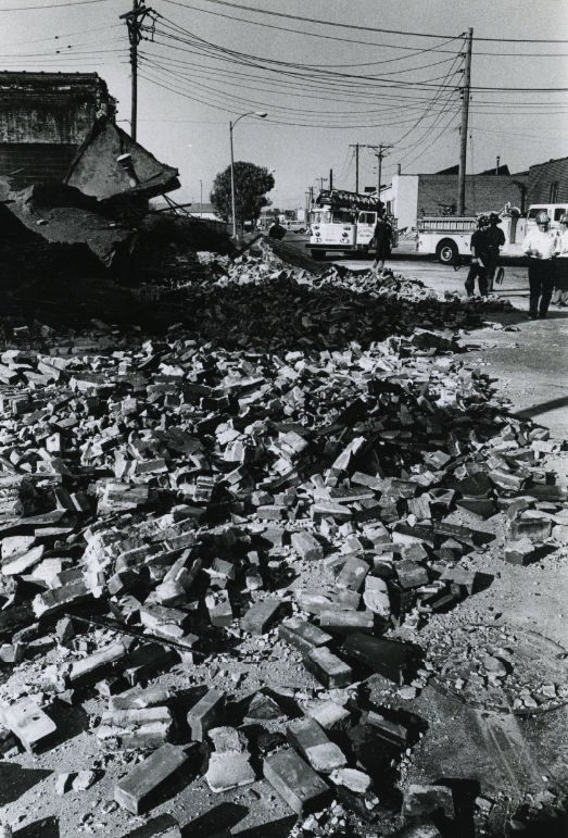 10th and Cass - Vacant Building Collapse, 1980