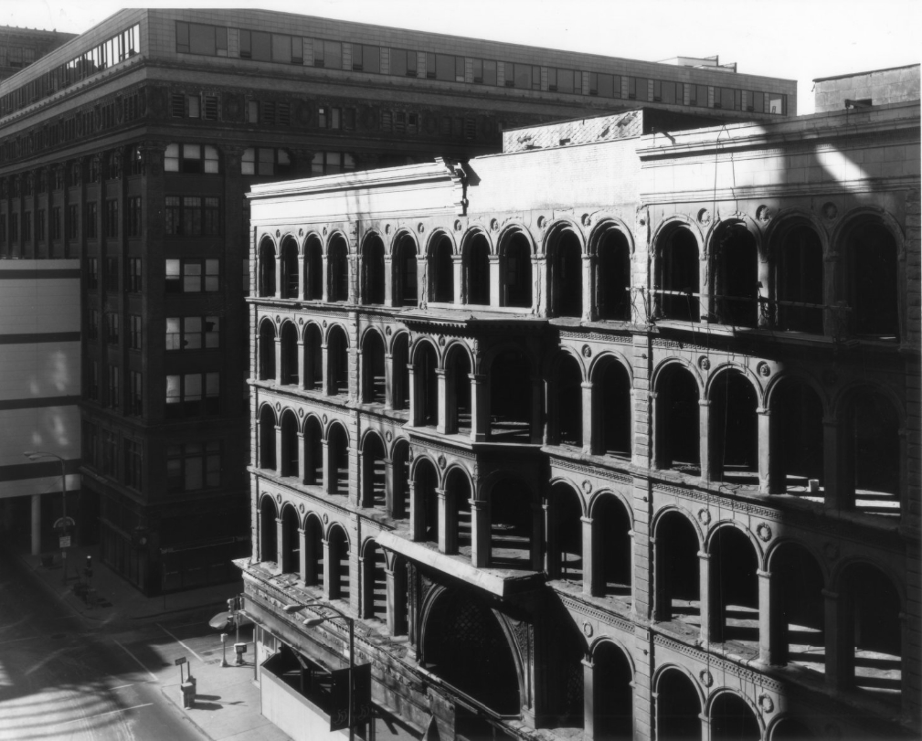 Dollar Building located downtown, 1985