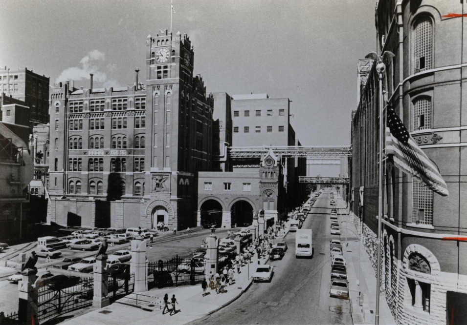 Public Tours of 70-block of Anheuser-Busch, Inc, 1983