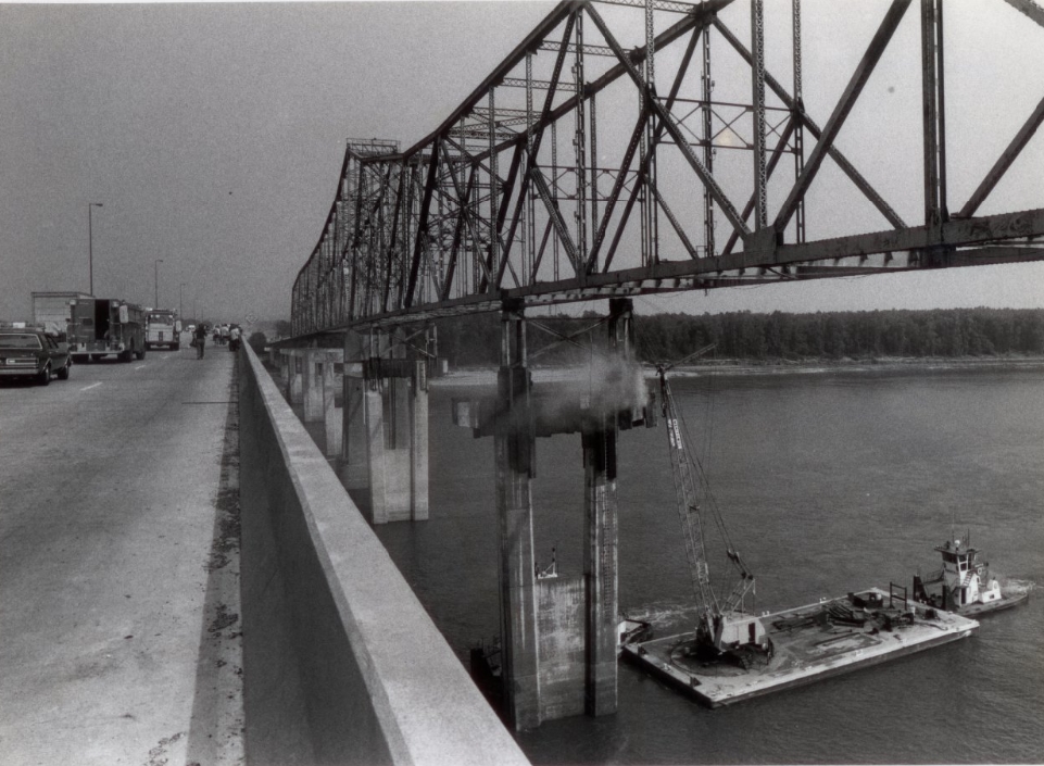 Jefferson Barracks Bridge Troubles, 1985