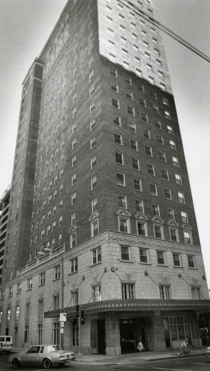 Lennox Hotel Building, Downtown on Washington Ave, 1986