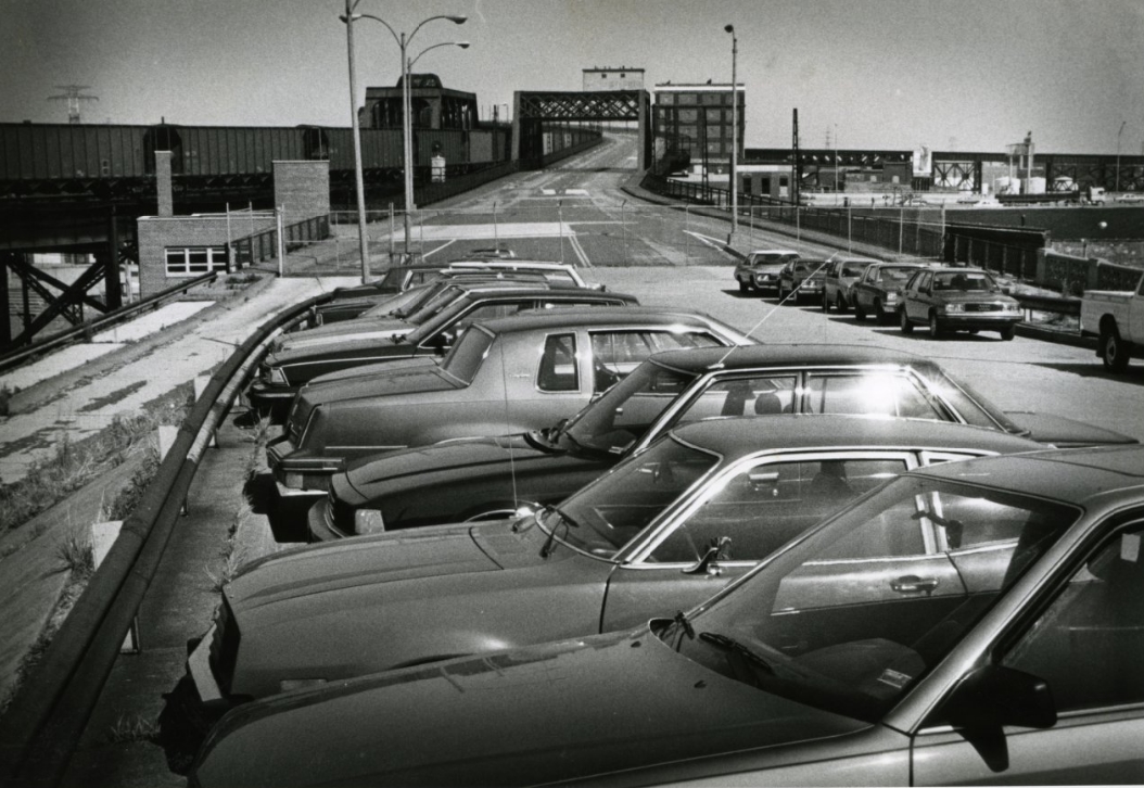 MacArthur Bridge-Parking Lot, 1985