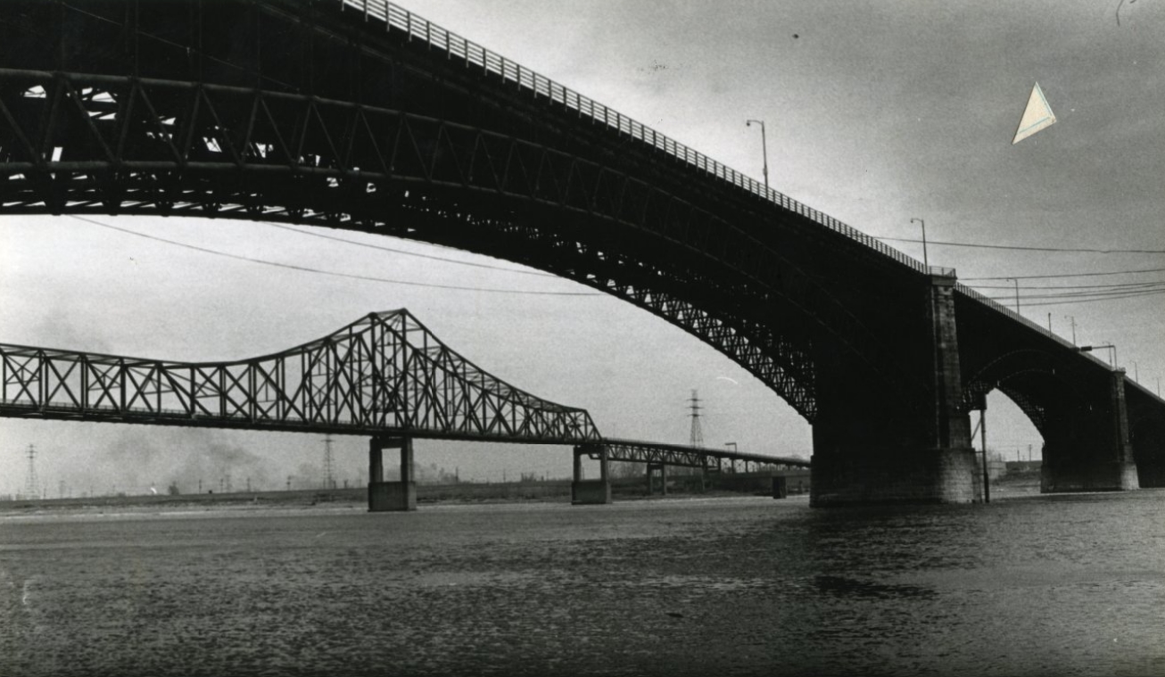 Eads Bridge and Martin Luther King Bridge, 1986