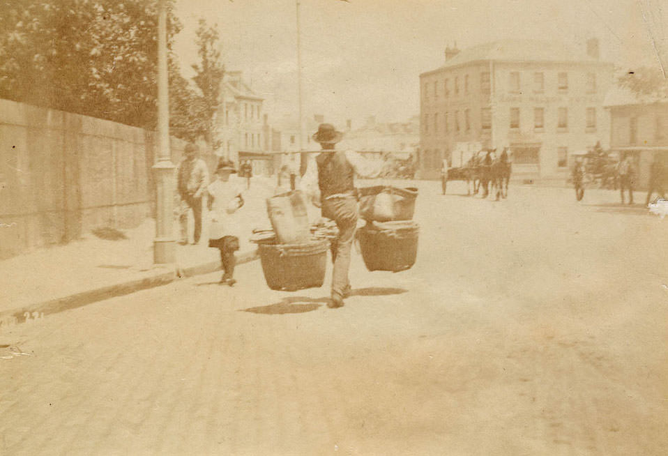 Street scene from Sydney, 1888