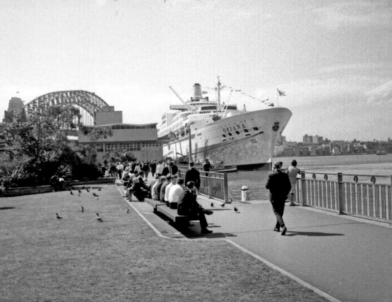 Oriana, Sydney, 1968