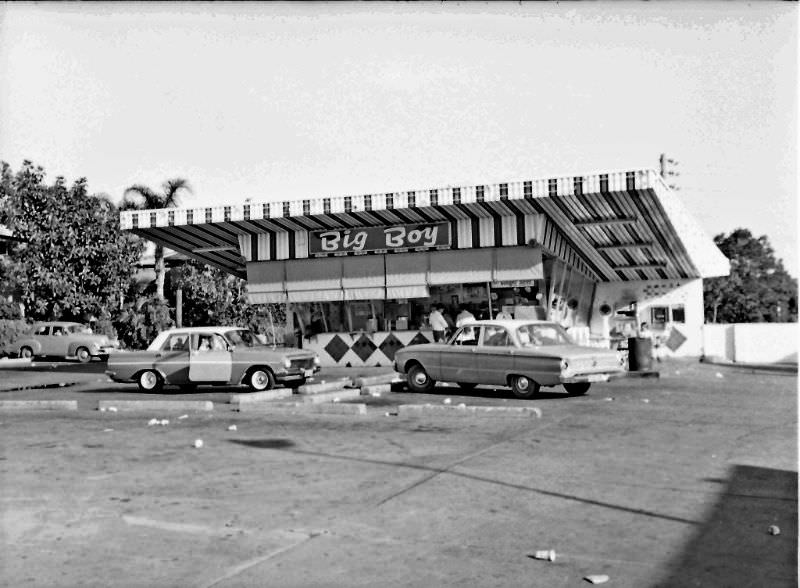 Drive-thru, Paramatta Road, Petersham, Sydney, 1969