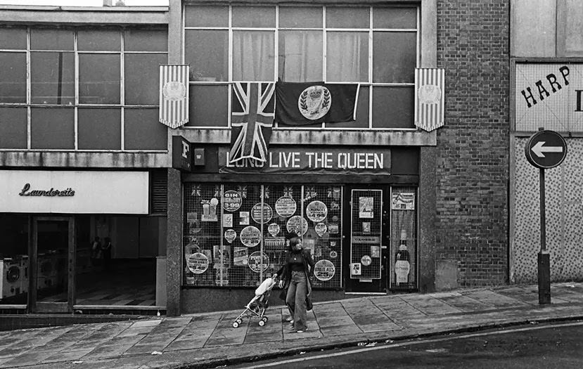 Sydney 1970s by Syd Shelton