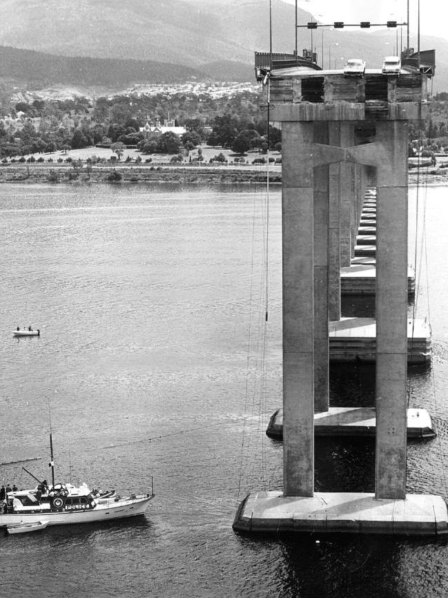 Tasman Bridge disaster, January 1975