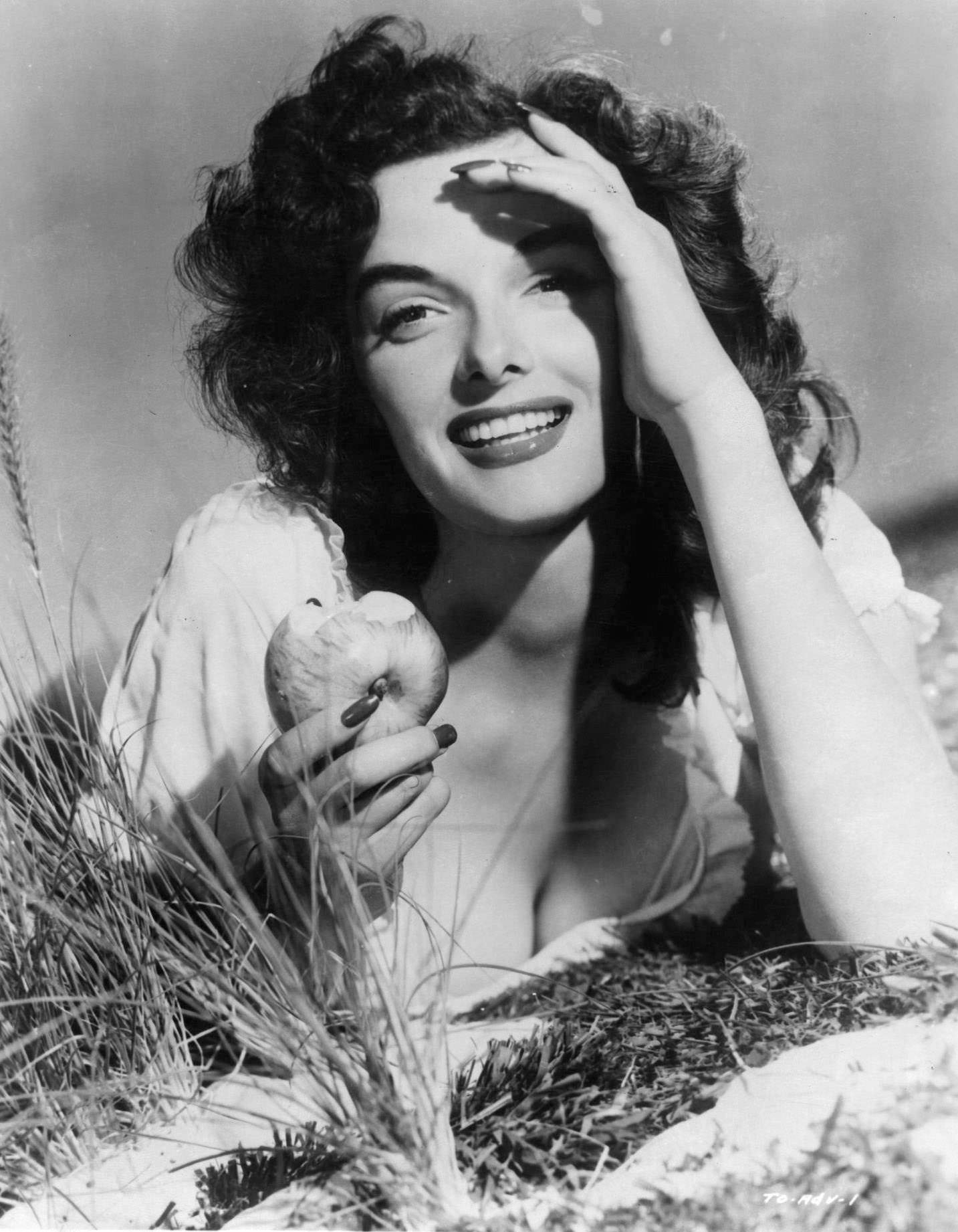 Jane Russell publicity portrait for the film 'The Outlaw', 1943.