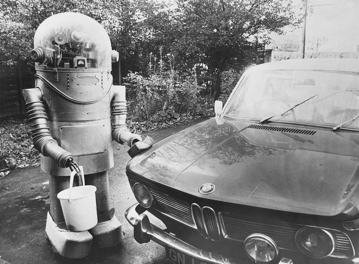 1966's Vision of the Future: The Story of Tinker the Robot, a Real-Life Housekeeper