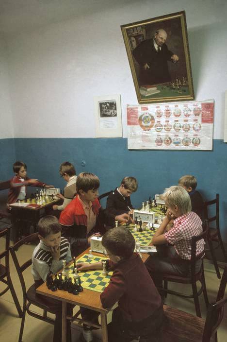 A chess club for children in Yalta.
