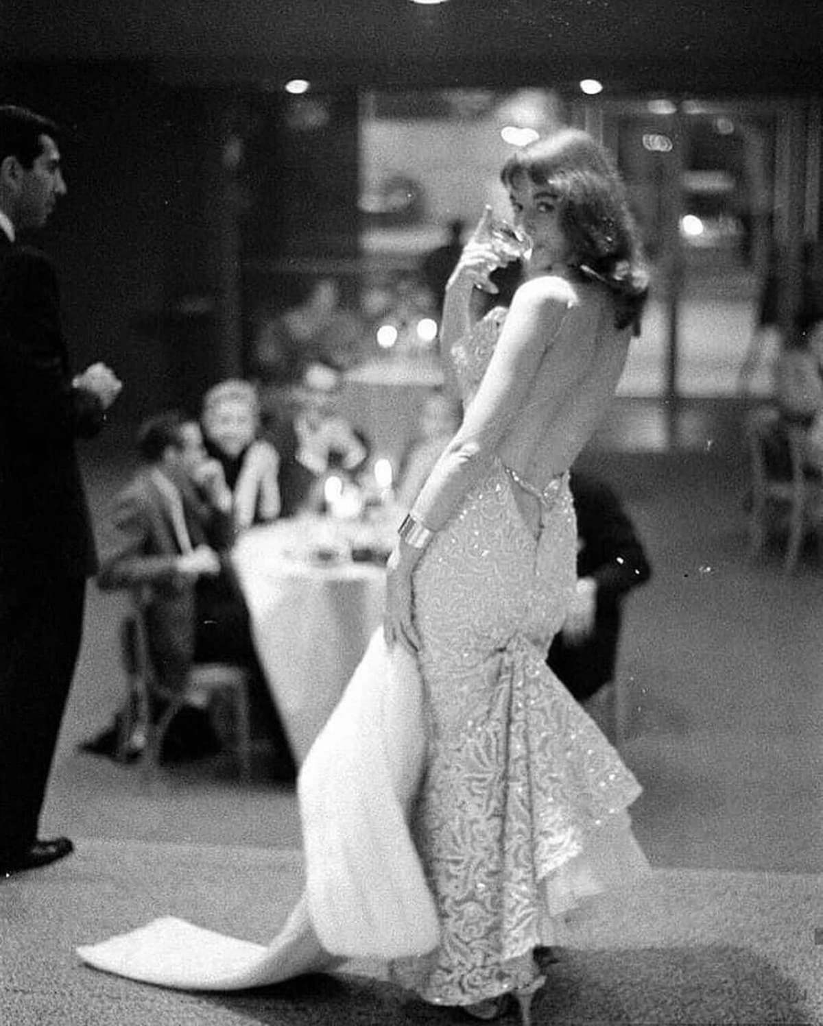 Ralph Crane's Timeless Photos of 1950s Icon Vikki Dougan