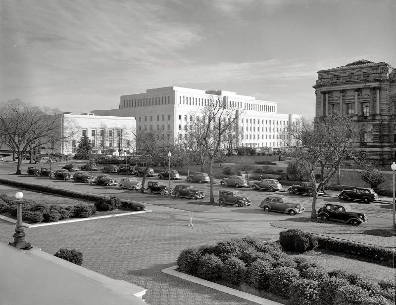Library of Congress annex (John Adams building) and Folger Library from northwest, Washington, D.C., 1939