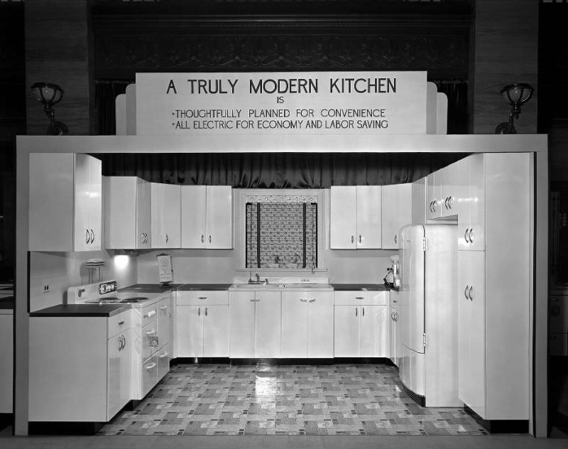 Electric Institute of Washington. Display of ranges in lobby at Potomac Electric Power Co. building, April 17, 1940