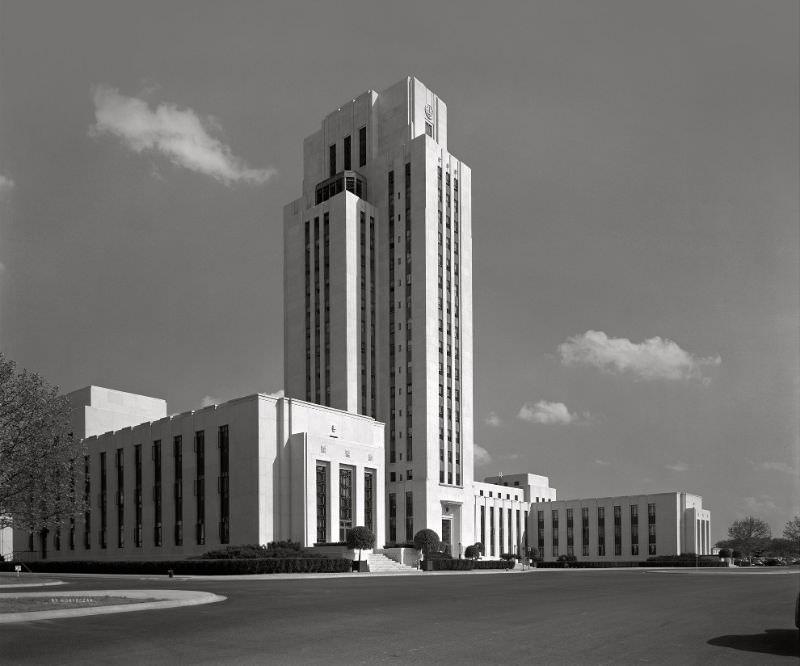 National Naval Medical Center, front from left. Part of the hospital complex known today as Walter Reed National Military Medical Center, Bethesda, Maryland, 1940