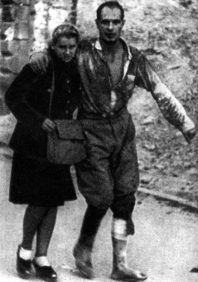 A wounded Polish partisan heading to Krasińskich Square to escape from the Old Town via the sewers.