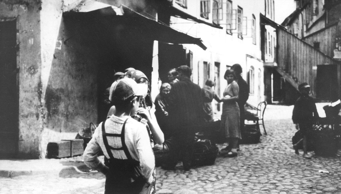 Polish ghetto, Vilna, 1940
