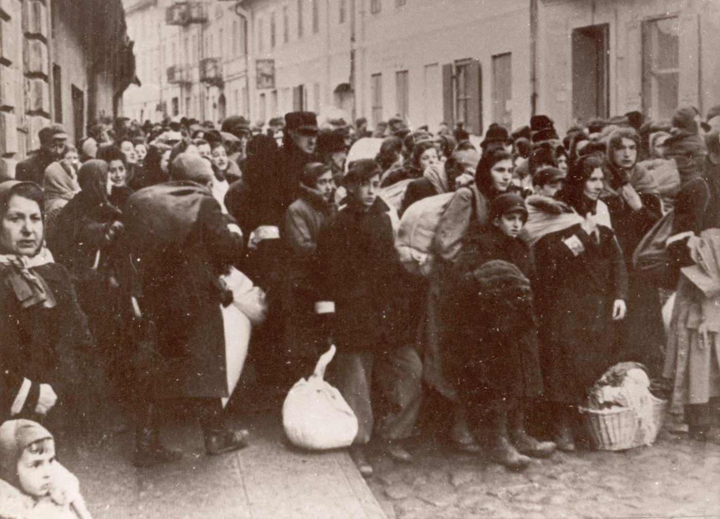 Jews waiting for the deportation
