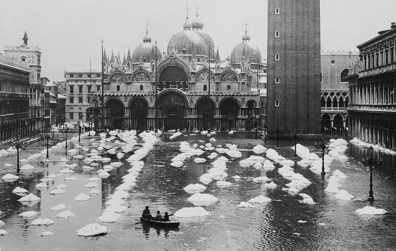 Snow thawing created a flood in front of the Piazza San Marco in Venice, 1933.
