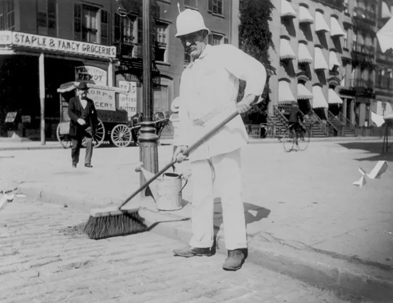 Street sweeper