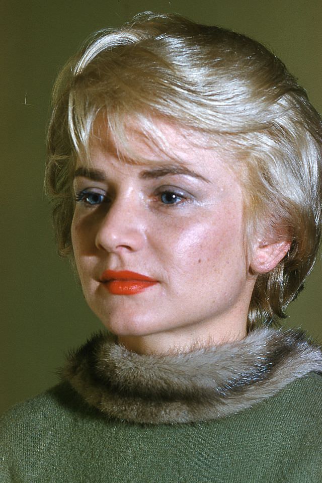 Arlene Smith, age 27, March 1962