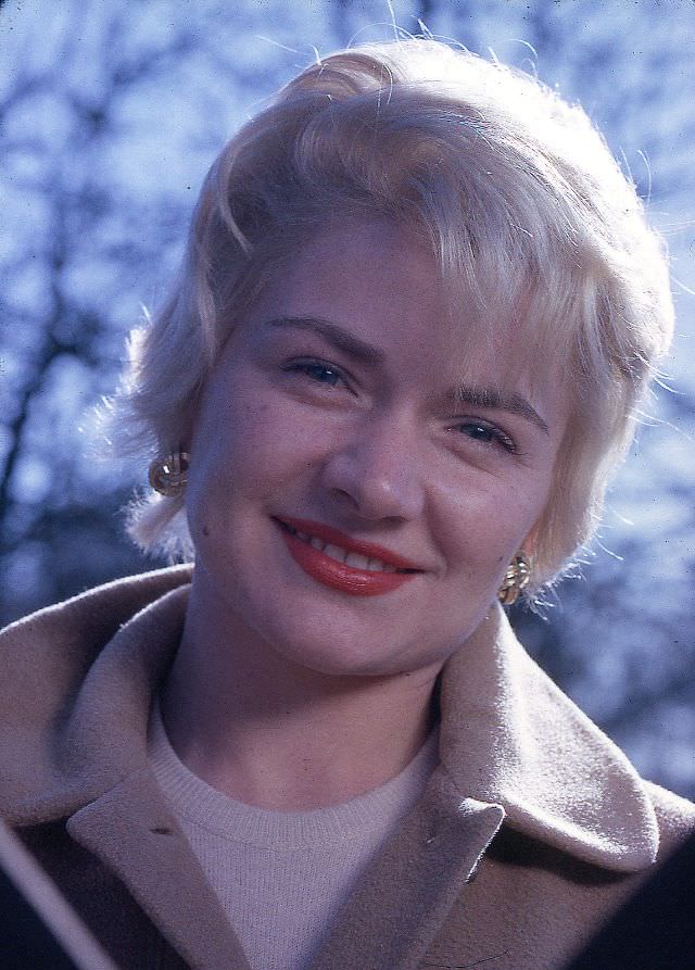 Arlene Smith, February 1962