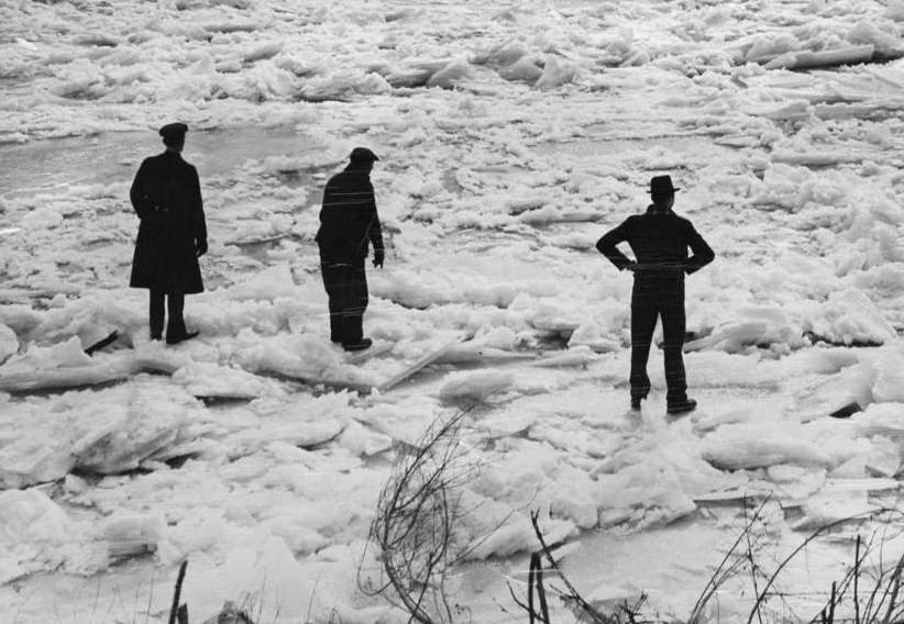 Mississippi River Frozen 1936