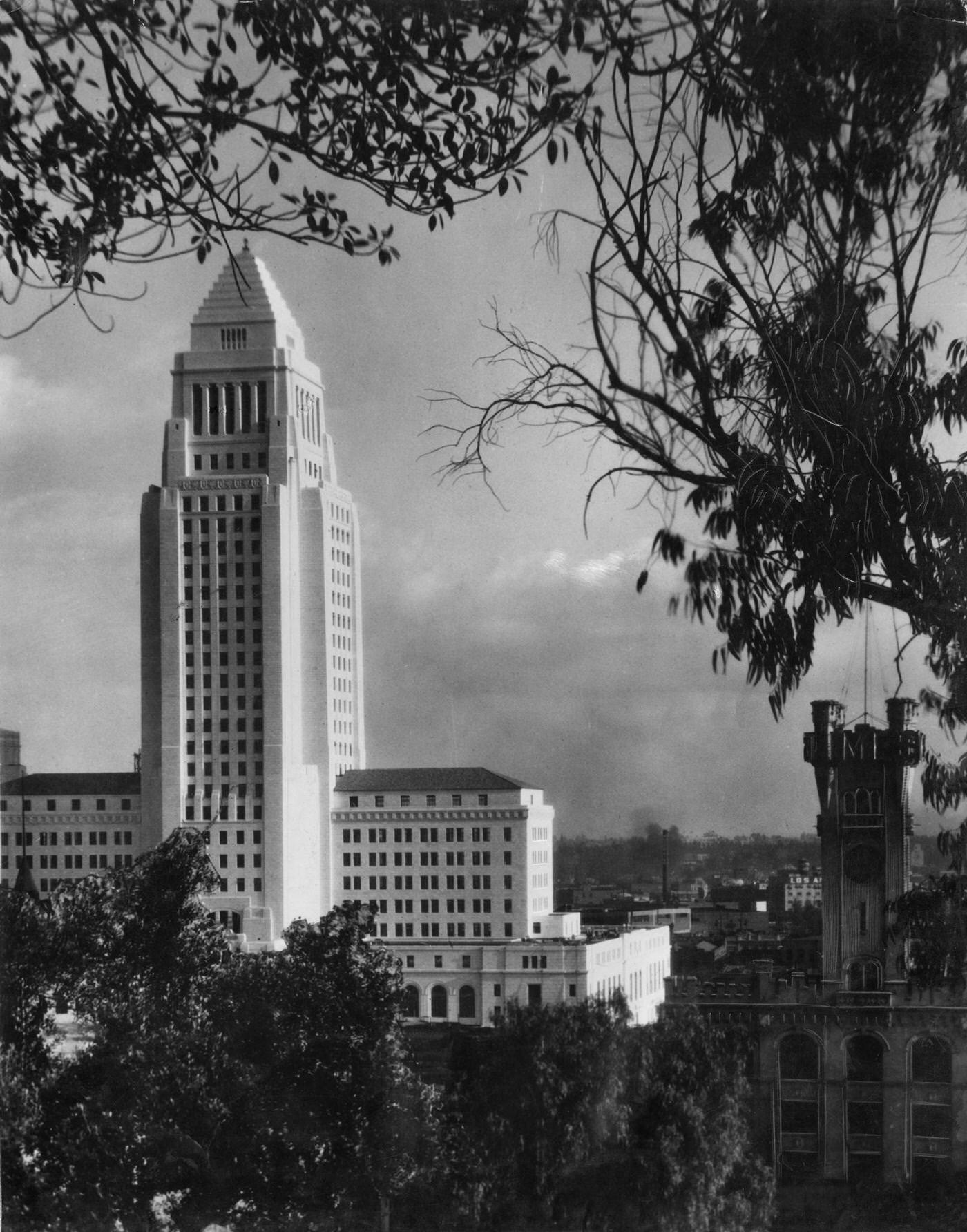Los Angeles City Hall, Los Angeles, California, with the third Los Angeles Times Building on the right, 1930