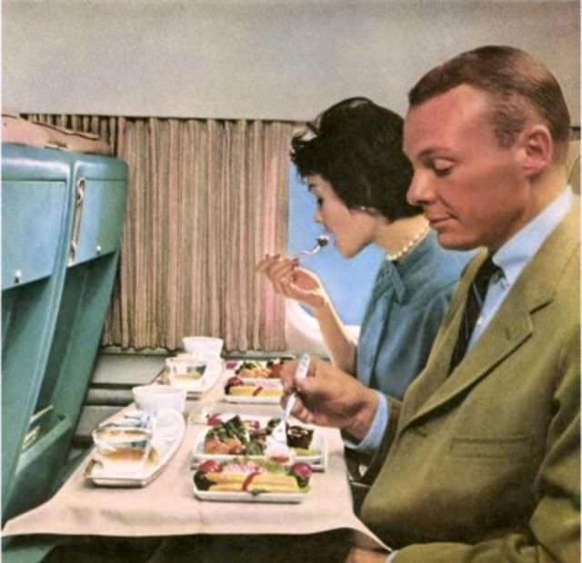 United Airlines, 1950s