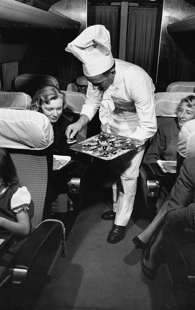 A Look at Golden age of Air Travel in the 1950s