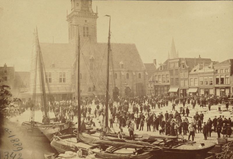 Kaasmarkt, 1890