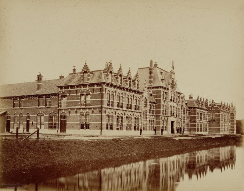 Cadettenschool, 1893