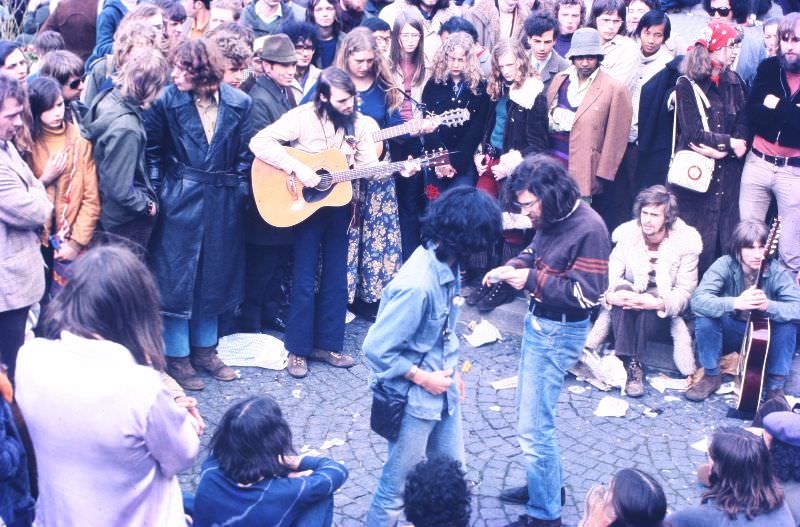 Hippies, Artists, and Activists: Life on Dam Square, Amsterdam in the 1970s