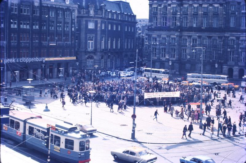 Hippies, Artists, and Activists: Life on Dam Square, Amsterdam in the 1970s