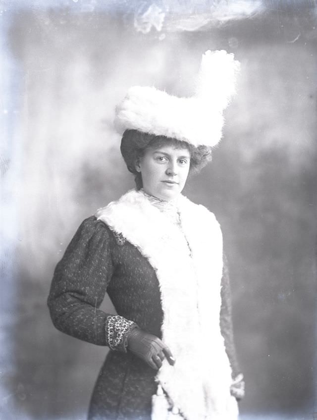 Miss Sloper poses for a portrait circa 1910