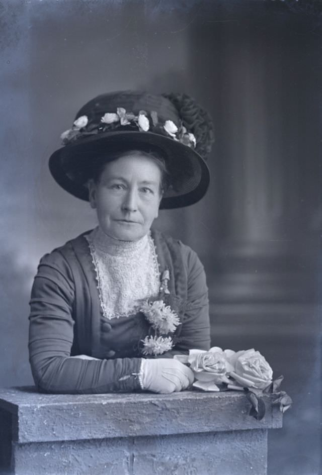 Miss Biddulph poses for a portrait on September 2, 1912