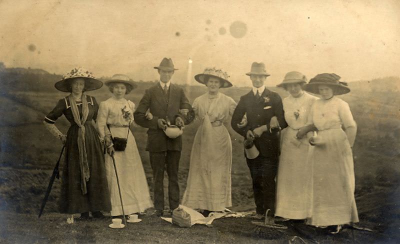 Hats that Defined an Era: The Significance and Style of Edwardian Era Hats for Women