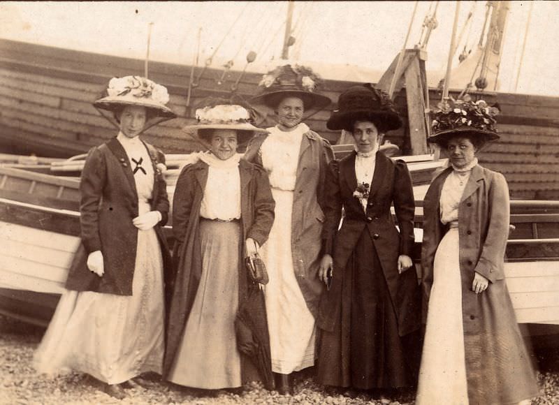 Hats that Defined an Era: The Significance and Style of Edwardian Era Hats for Women